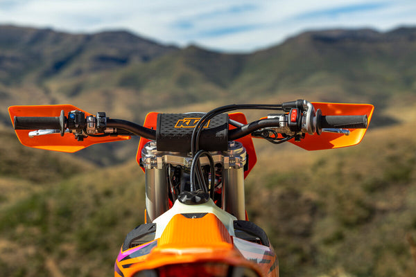 Stýri, grip og handföng